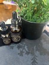 Load image into Gallery viewer, LUXE GROWTH & SHINE BEARD OIL